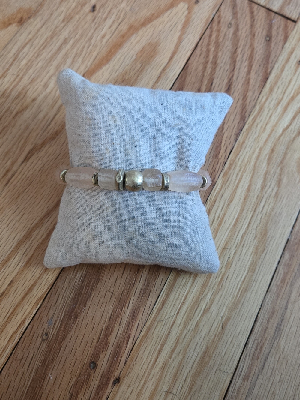 Stella & Dot Gold and Clear Bead Stretch Bracelet